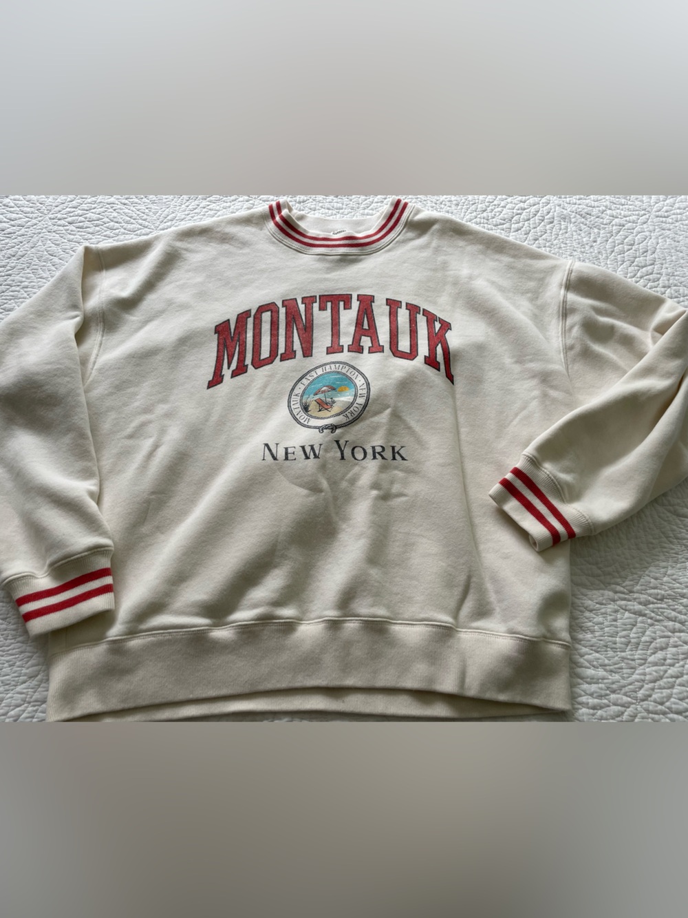 Abercombie & Fitch Montauk New York Cream Crewneck Oversized Sweatshirt  LARGE